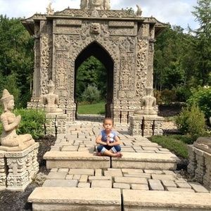 Meet your Posher, Danielle